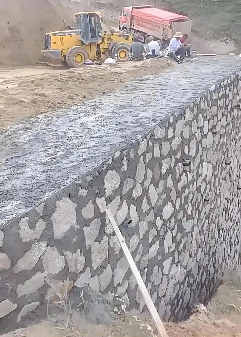 运城河津边坡加固